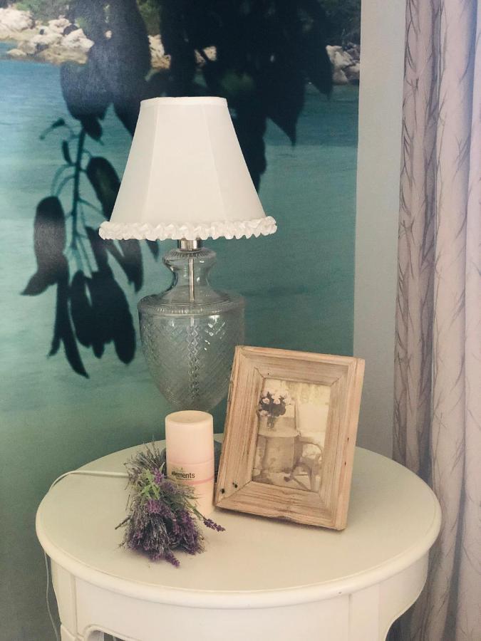 Lavender Manor Bnb Bed and Breakfast Alkimos Εξωτερικό φωτογραφία